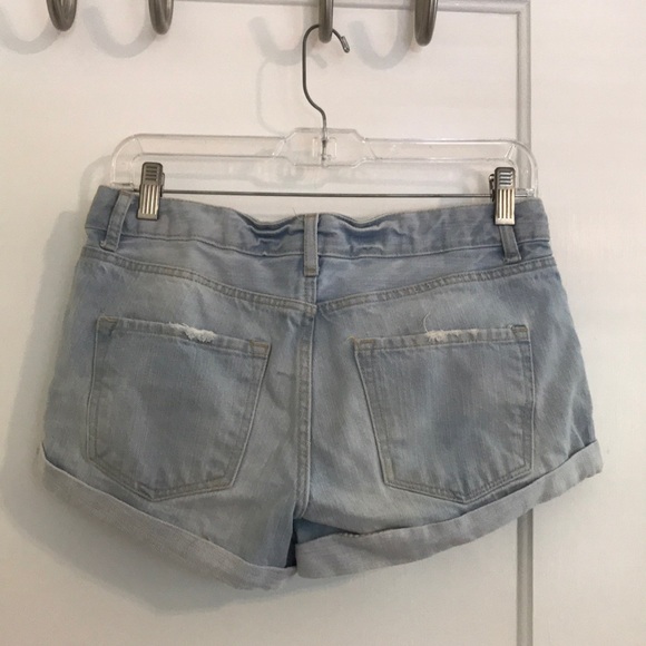 H&M shorts - Picture 2 of 2
